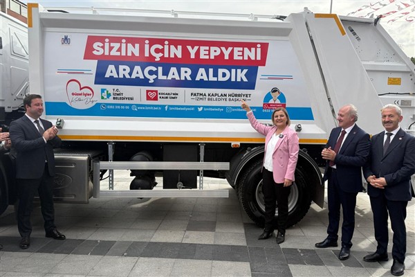 İzmit Belediyesi araç filosunu genişletiyor<