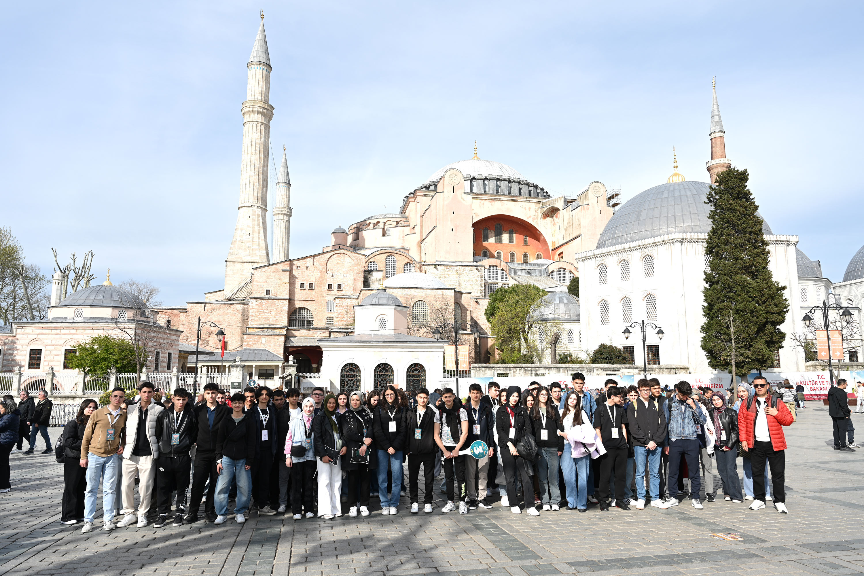 Başkan Altay: Bu eğitim döneminde 26 bin öğrencimizi İstanbul'la buluşturduk<