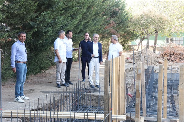 Başkan Çiftçi, e-sınav merkezi ve santral binası inşaatlarını inceledi