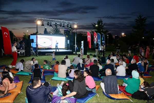 MobilFest 2025, Hüdavendigar Kent Parkı’nda bilimle buluştu<