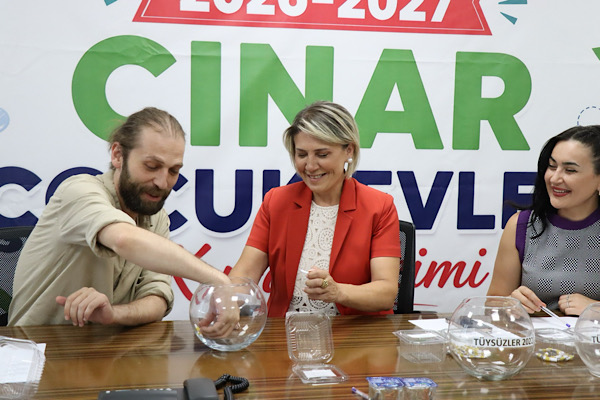 İzmit Belediyesi Çınar Çocuk Evleri için kura çekimi yapıldı