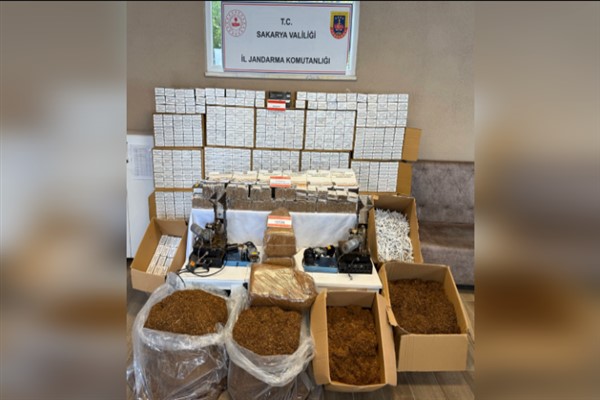 Sakarya’da 64 bin 220 adet içi tütün doldurulmuş makaron ele geçirildi<