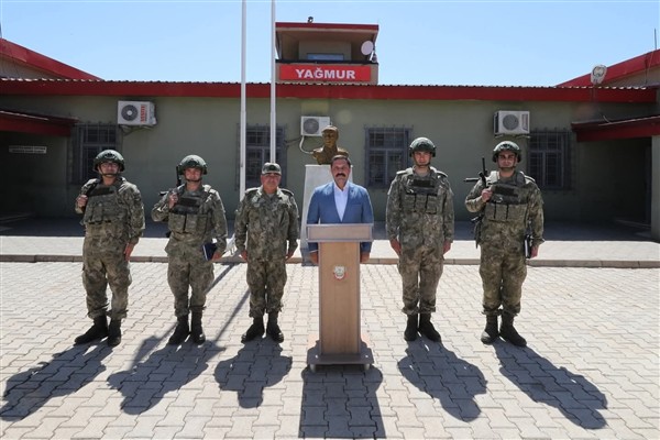Vali Masatlı'dan Hudut Karakolu'na ziyaret