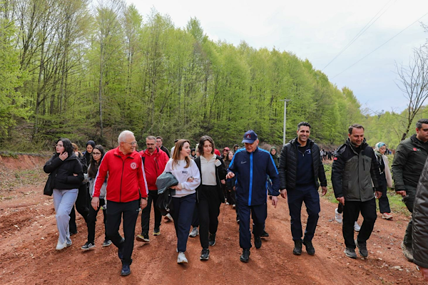 “Doğa Seni Çağırıyor” etkinliğinde gençler Korugöl’de buluştu<