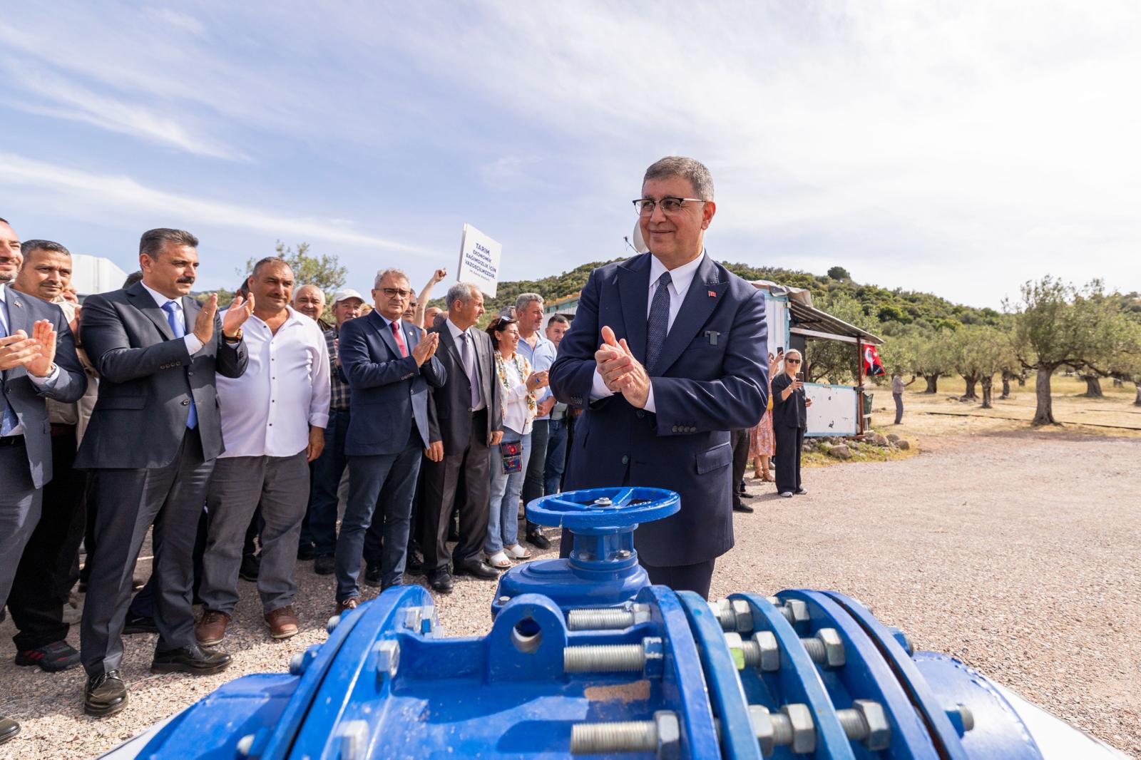 Dikili Yahşibey Sulama Göleti İletim Hattı hizmete açıldı<
