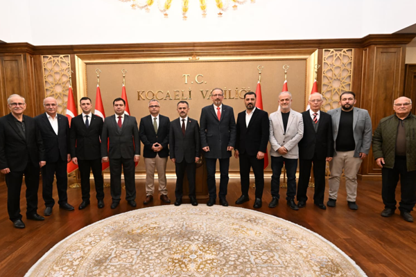 Kocaeli Aydınlar Ocağı’ndan, Vali Aktaş’a ziyaret 