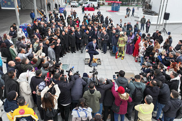 486. Uluslararası Manisa Mesir Macunu Festivali başladı