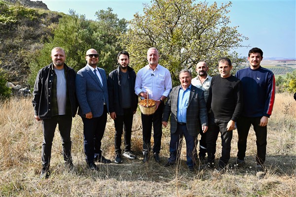 Karacabey Belediyesi, alıç meyvesini dünya pazarında tanıtacak<