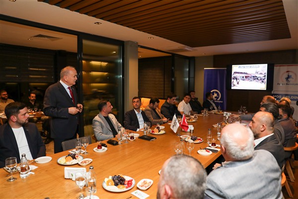 Başkan Özlü, MÜSİAD ile bir araya geldi<