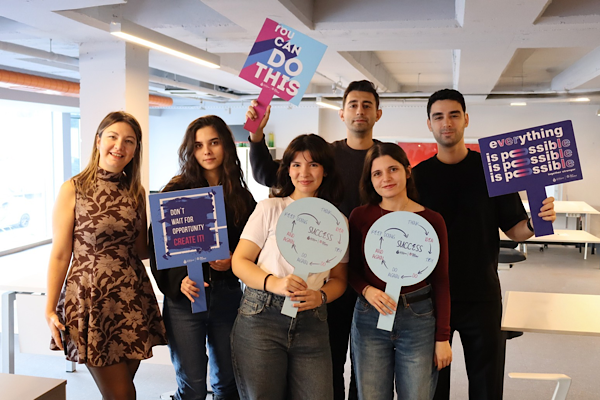 Tech Istanbul genç girişimciler için ''Girişimcilik Okulu: Genç Programı''nı tamamladı<