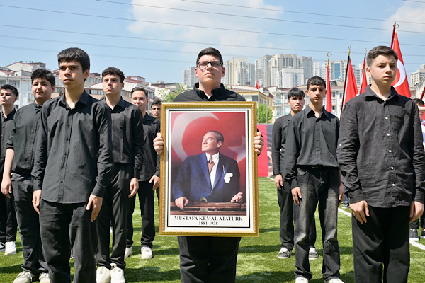Esenyurt’ta 19 Mayıs etkinliklerle kutlandı<