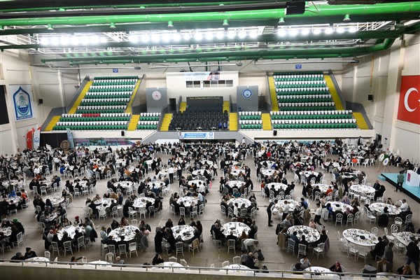 Yıldırım'da şehit ve gazi yakınları iftarda buluştu