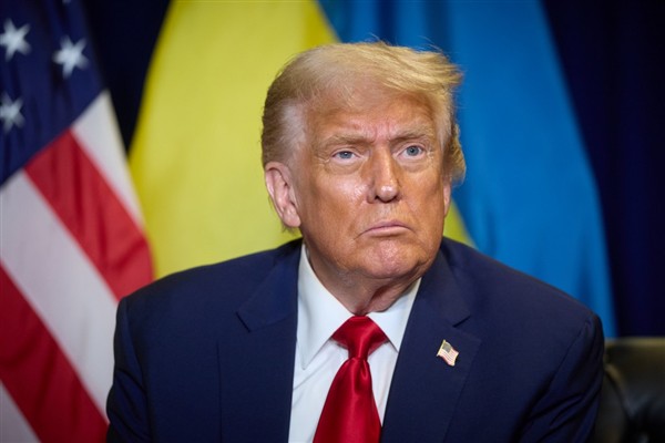 Trump: İran İslam Cumhuriyeti, ordusunun büyük bir bölümüne ödeme yapmıyor<