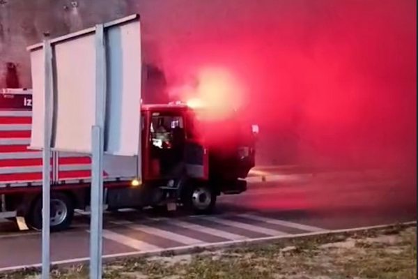 Konak Tünelleri’ndeki araç yangını söndürüldü