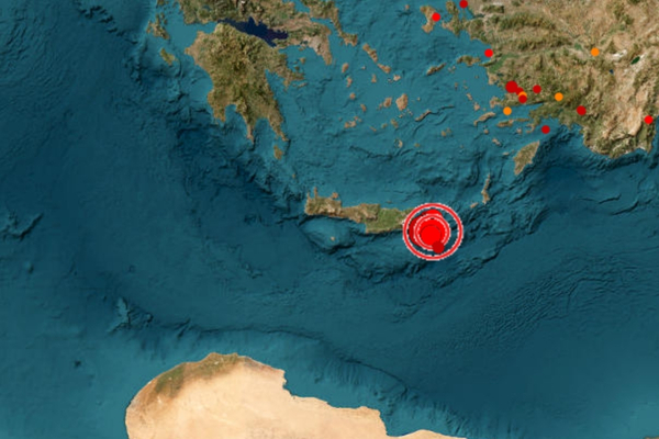 Girit Adası açıklarında 5,0 büyüklüğünde deprem