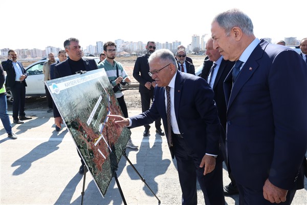 Kayseri’de Prof. Dr. Necmettin Erbakan’ın ismini taşıyacak bulvarın açılışı yapıldı