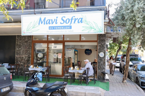 Buca Belediyesi’nin aşçılık kursunu tamamladı, kendi lokantasını açtı<