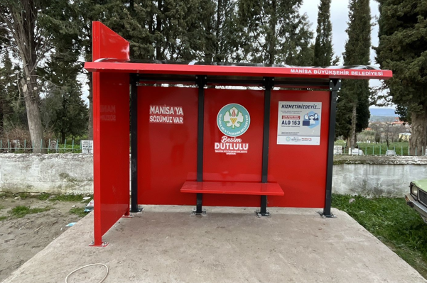Manisa’da toplu taşıma durakları yenileniyor<
