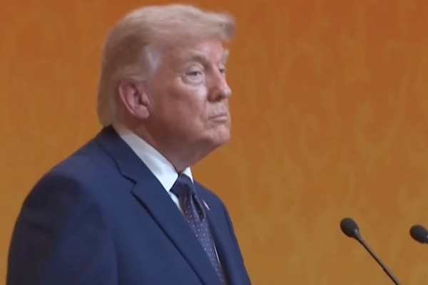 Trump Pekin'de konuştu<