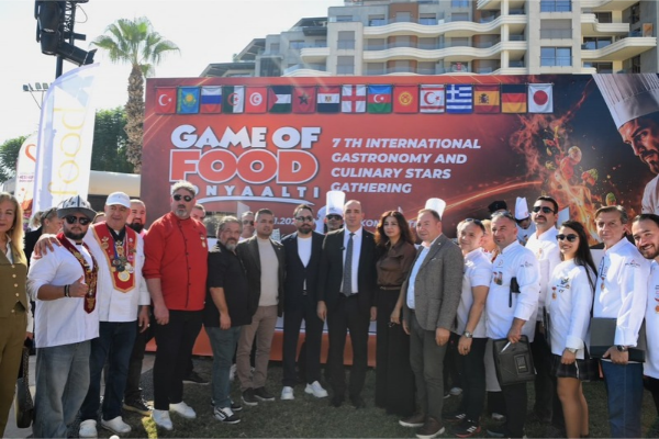 Uluslararası Gastronomi ve Mutfak Yıldızları Festivali Konyaaltı'nda başladı <