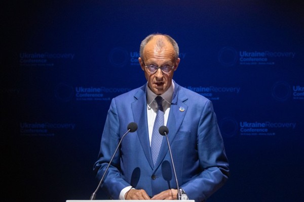 Merz: Gümrük vergisi tehditleri transatlantik ilişkileri zayıflatır<