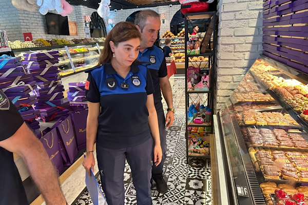 Çayırova’da bayram öncesi zabıta denetimleri yoğunlaştırıldı<
