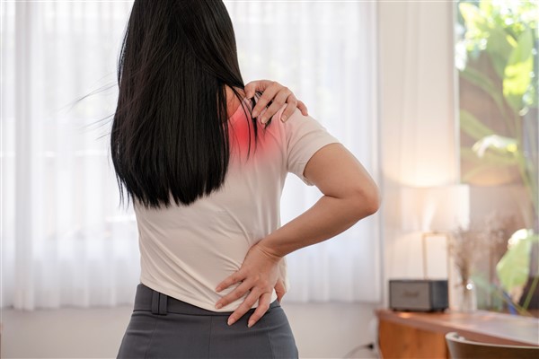 Fibromiyalji ile yaşamak: Tanıdan tedaviye bilinçli adımlar<