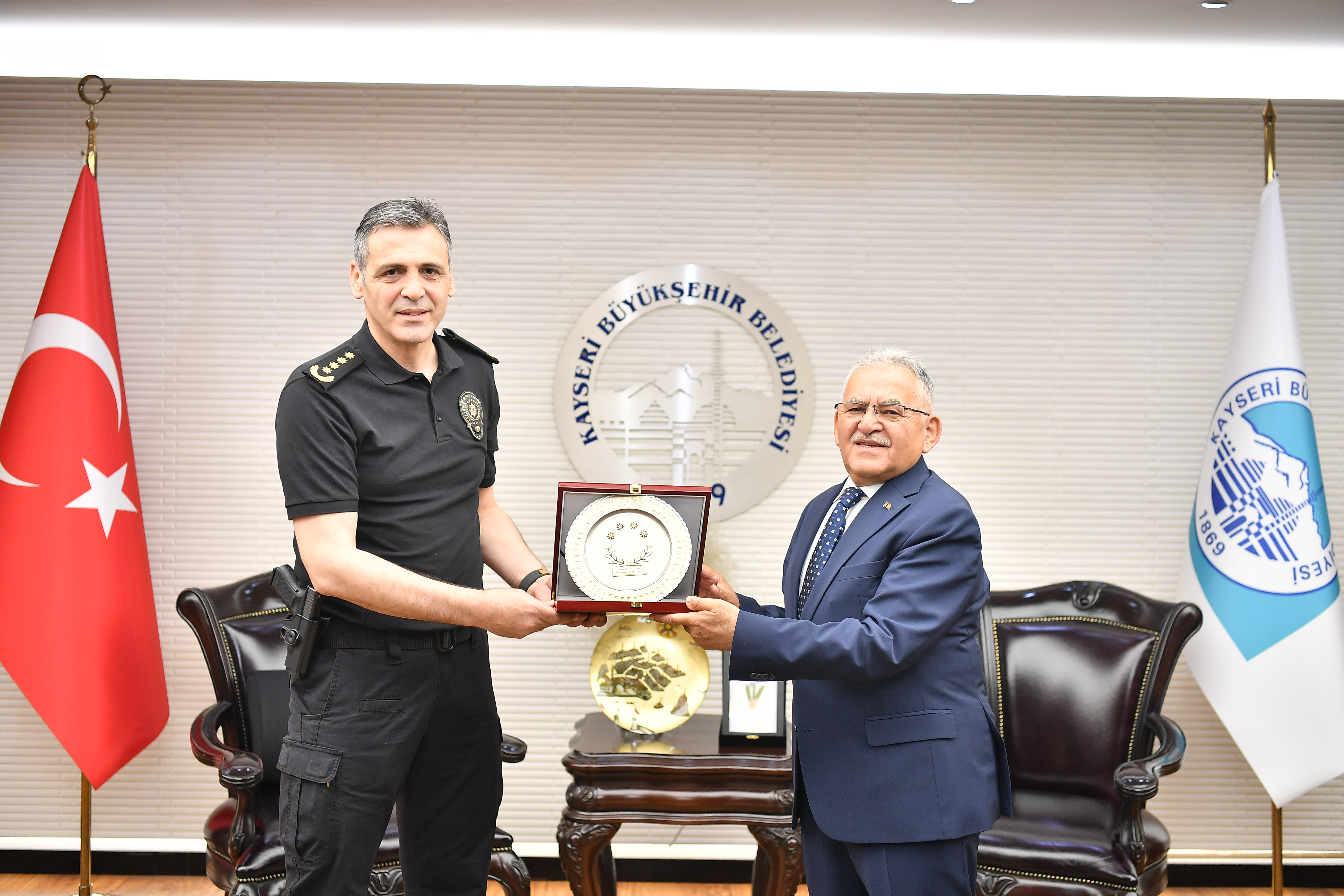 Başkan Büyükkılıç, Kayseri İl Emniyet Müdürü Aydın'ı ağırladı