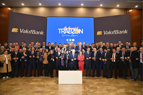 Bakan Uraloğlu, Ankara Trabzon Günleri'ne katıldı