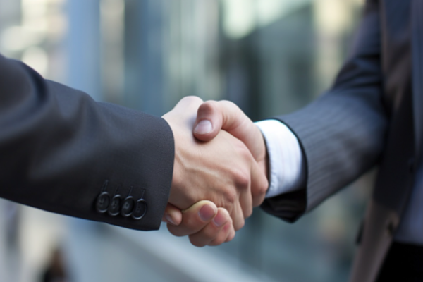 Berendsen, Suudi Arabistan Dışişleri Bakanı  Al Saud ile görüştü<