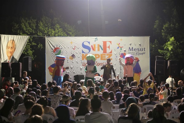 “Sahne Kepez” etkinlikleri Yeni Emek Mahallesi’nde gerçekleştirildi 