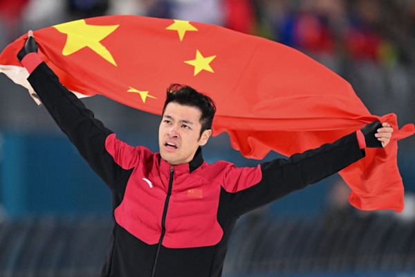 Çin kış olimpiyatlarında sürat pateninde tarih yazdı<