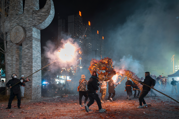 Çin’de görkemli Fener Festivali kutlamaları<