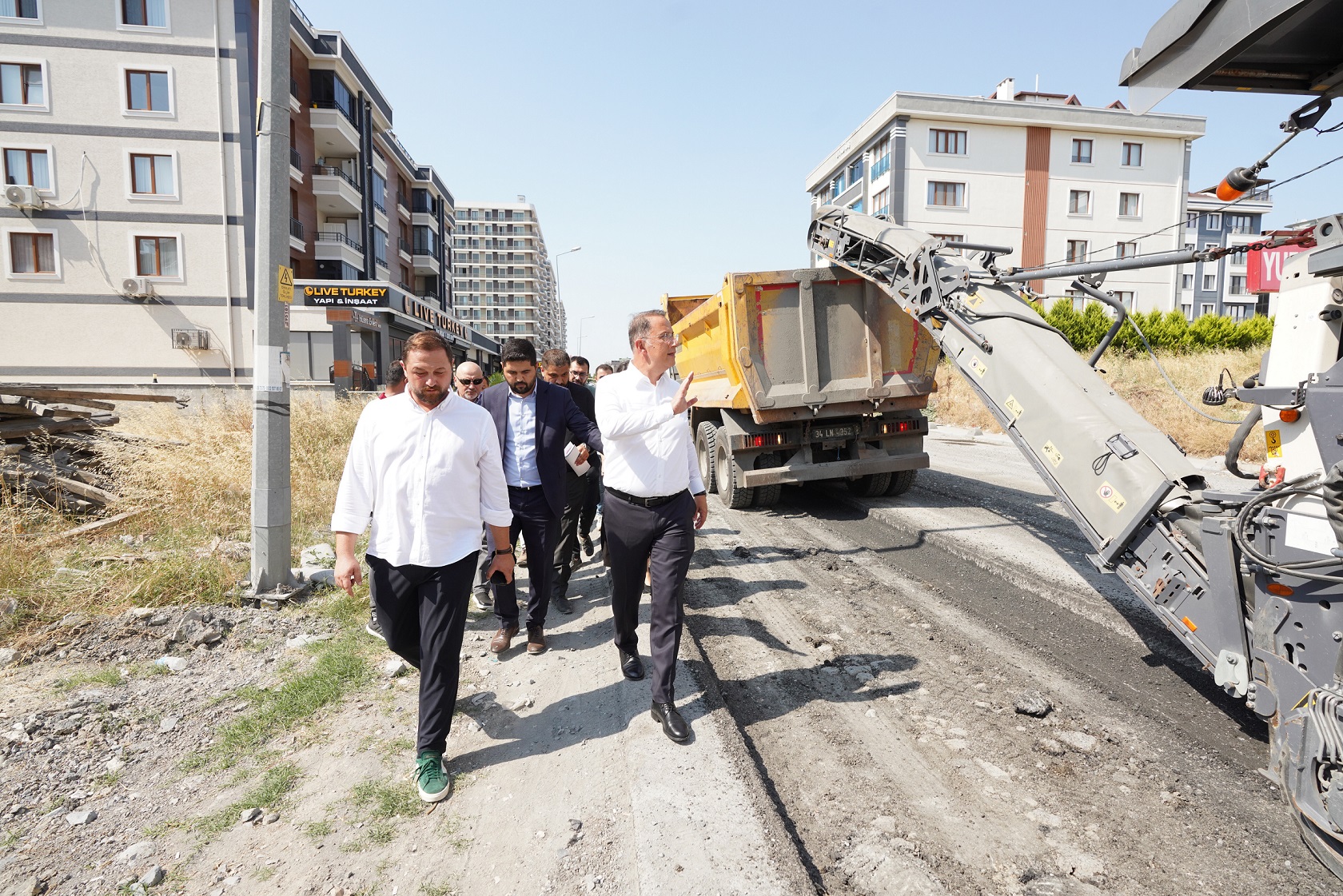 Başkan Çalık: Sorunlu alanları tek tek çözüme kavuşturuyoruz<