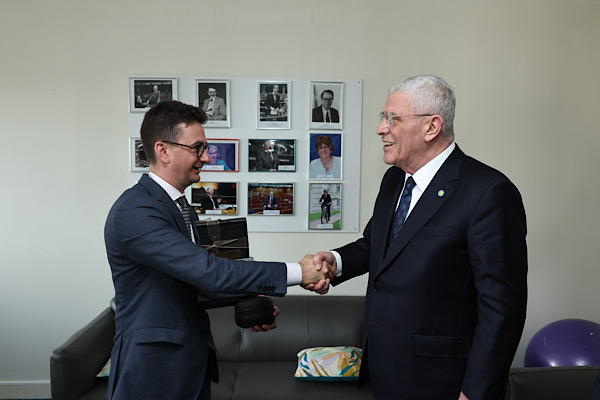 İYİ Parti Genel Başkanı Dervişoğlu, Strazburg’da bir dizi temasta bulundu