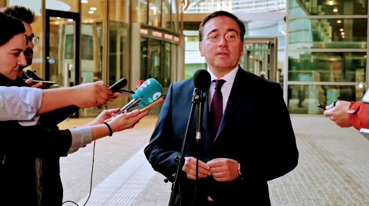 İspanya, İsrail'e silah taşıyan gemiyi limana sokmadı