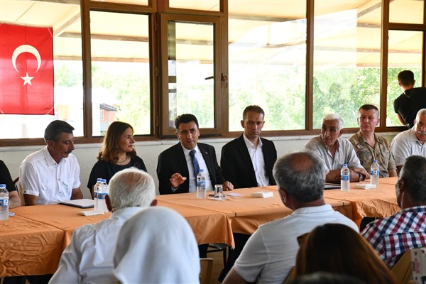 Vali Aygöl, Geyiksuyu'nda vatandaşlarla bir araya geldi<