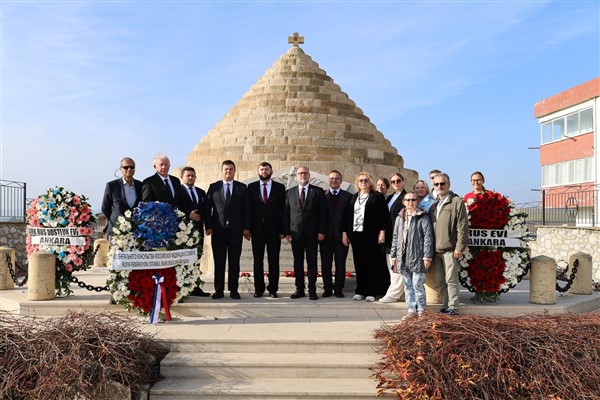 ÇOMÜ Öğretim Üyesi Prof. Dr. Çalışkan'a Rusya Federasyonu'ndan büyük onur<