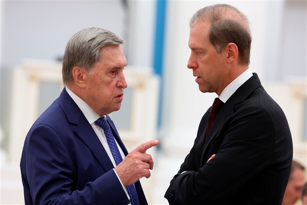 Ushakov: ABD'den Putin ve Trump görüşmesi için talep gelmedi<