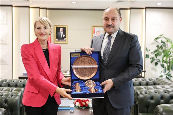 Büyükelçi Morris’ten Başkan Gülpınar'a ziyaret