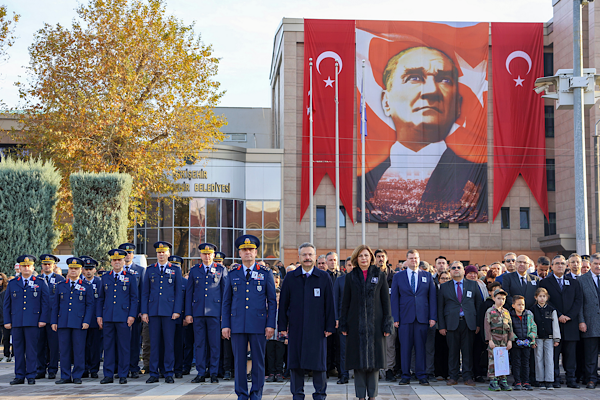 Eskişehir’de 10 Kasım Atatürk’ü Anma töreni düzenlendi<