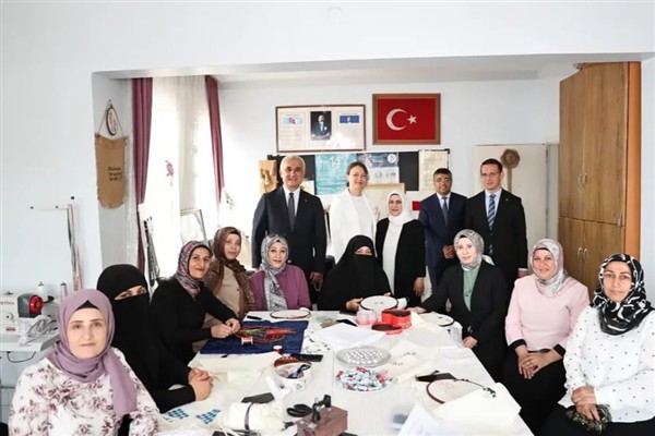 Vali Çakır’dan ADEM’e ziyaret<
