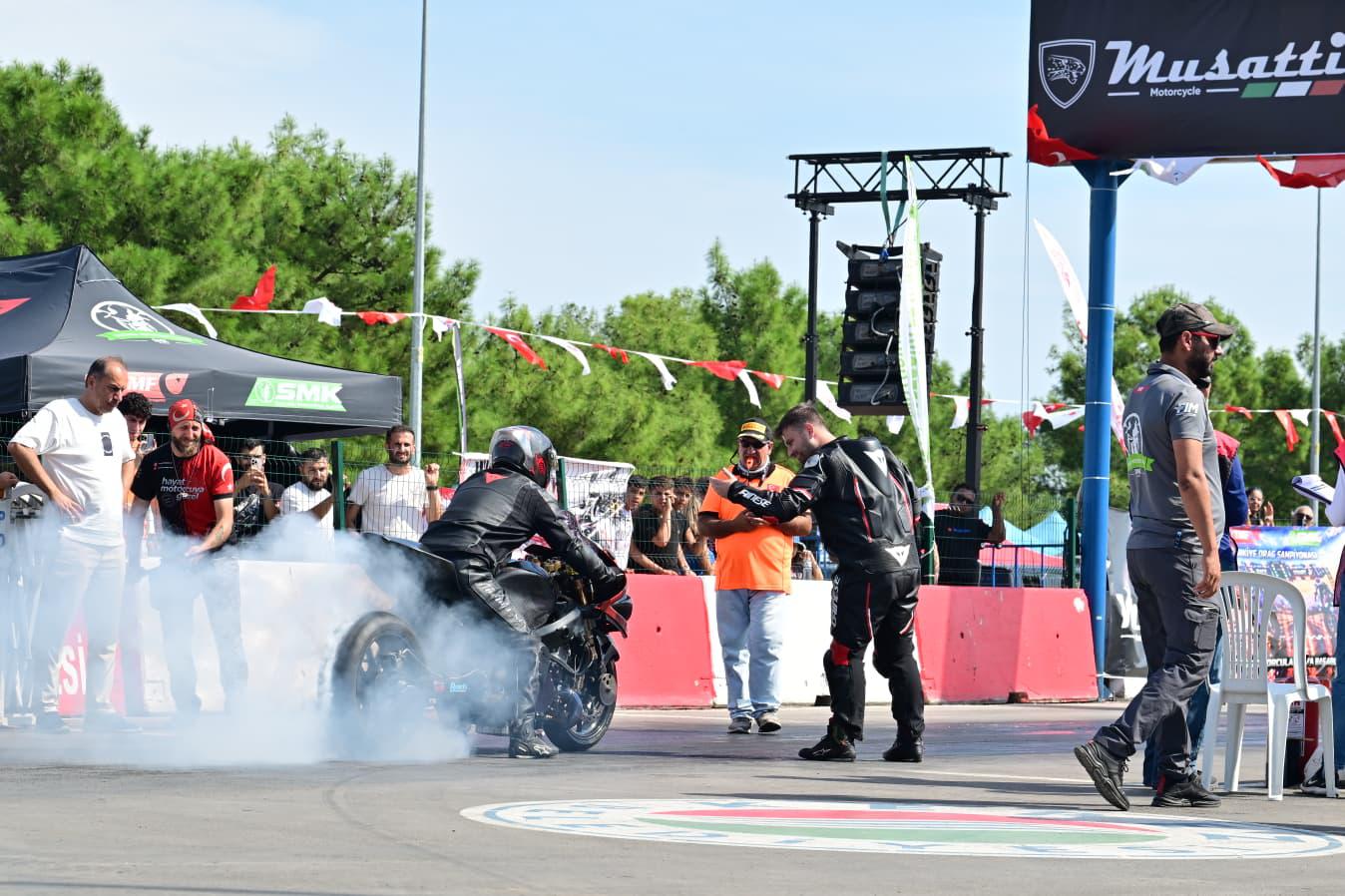 Kepez’de Türkiye Motodrag Şampiyonası’nın 3. Ayak Yarışları düzenlendi<