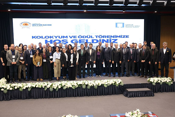 Samsun'da hizmet binası ve kentsel tasarım yarışmasının ödülleri verildi