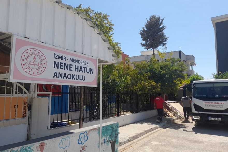 Menderes’te okullar yeni eğitim dönemine hazırlanıyor<