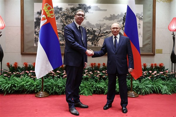 Putin, Sırbistan Cumhurbaşkanı Vucic ile görüştü<