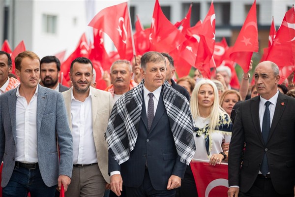 Başkan Tugay: Cumhuriyet’e ve milletimize sahip çıkacağız<