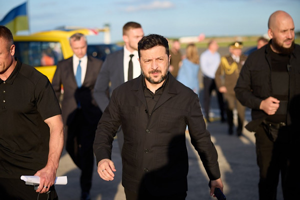 Zelenski’den “40 günlük etki operasyonu” açıklaması<