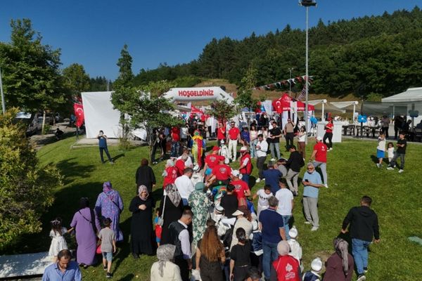 Düzce’de 62 çocuk için toplu sünnet şöleni düzenlendi<