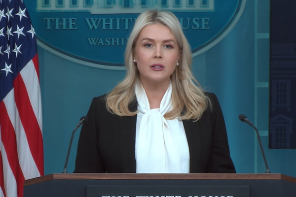 Leavitt: Demokratlar Trump’ın vergi indirimlerine karşı oy verdi <